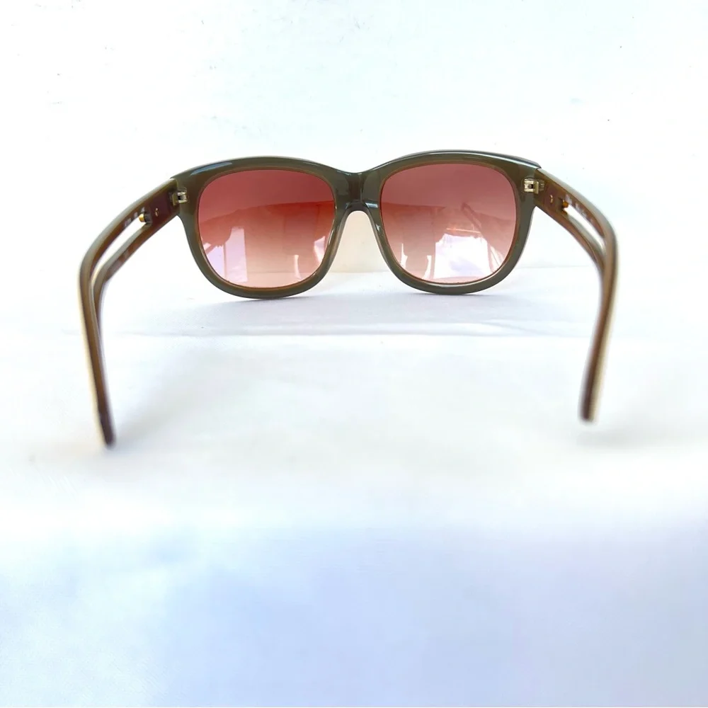 CHLOÈ CL 2124 C03 Brown Gradient Lenses Beige Cutout Gold Logo Frame Sunglasses